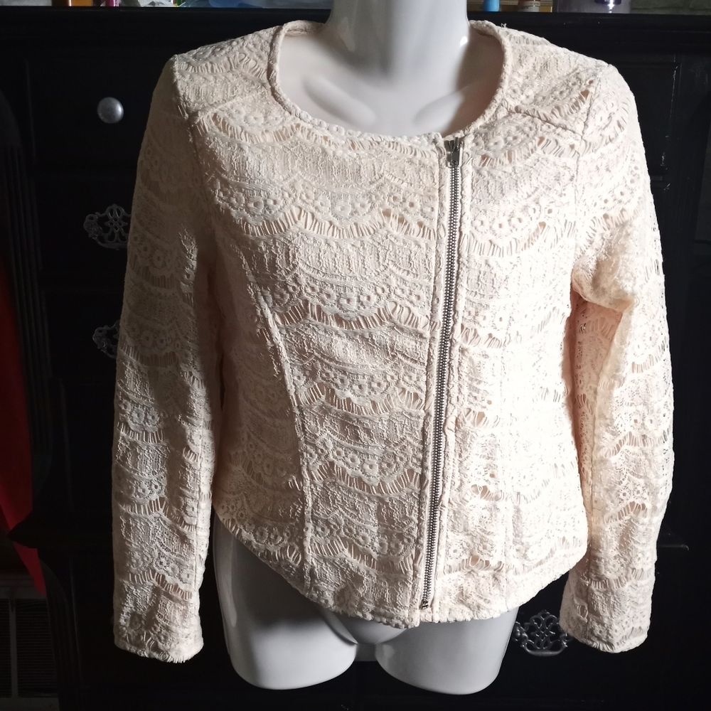Forever 21 Cream Lace Jacket